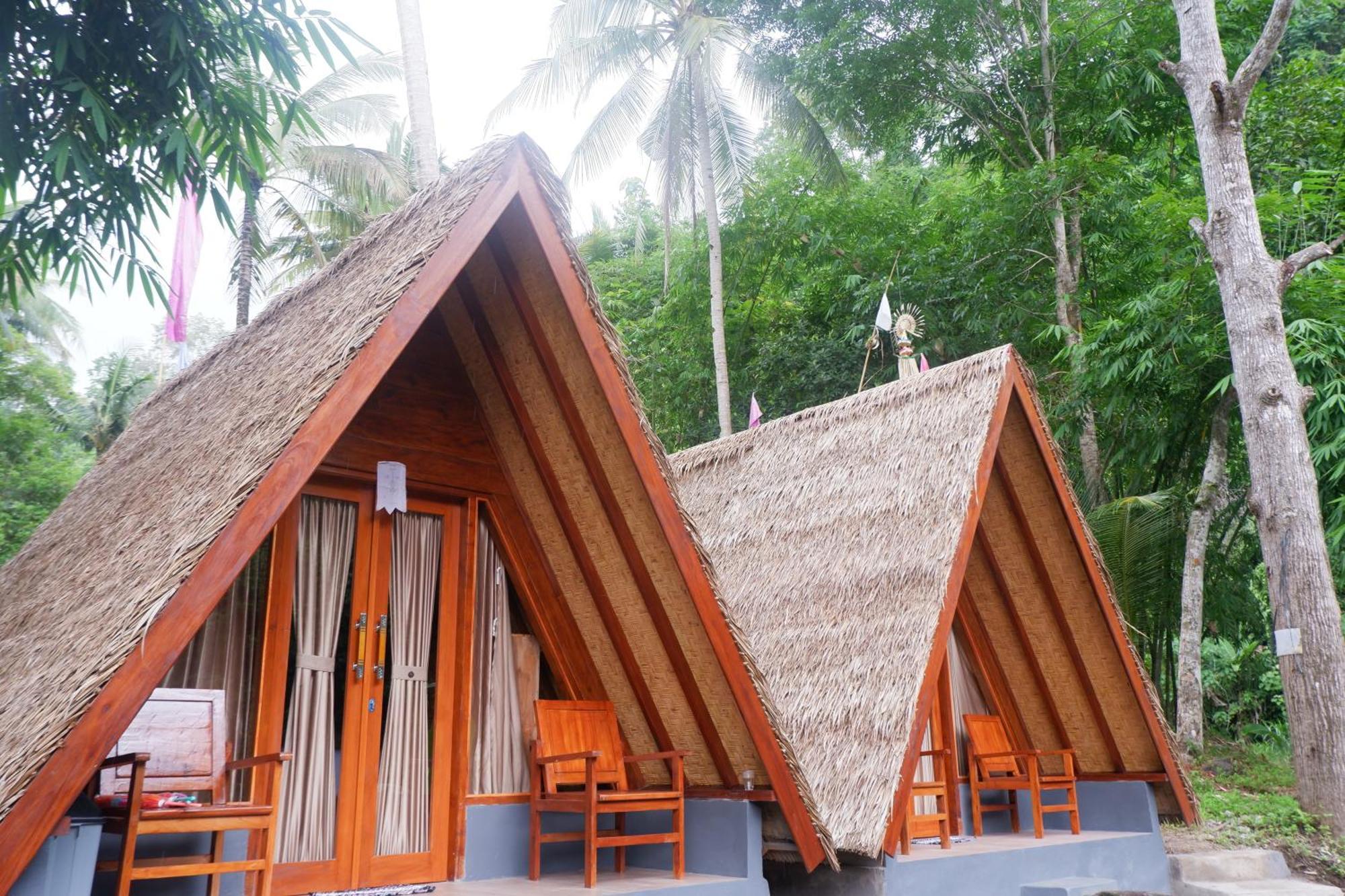 Aum Resort Pulukan Exteriör bild